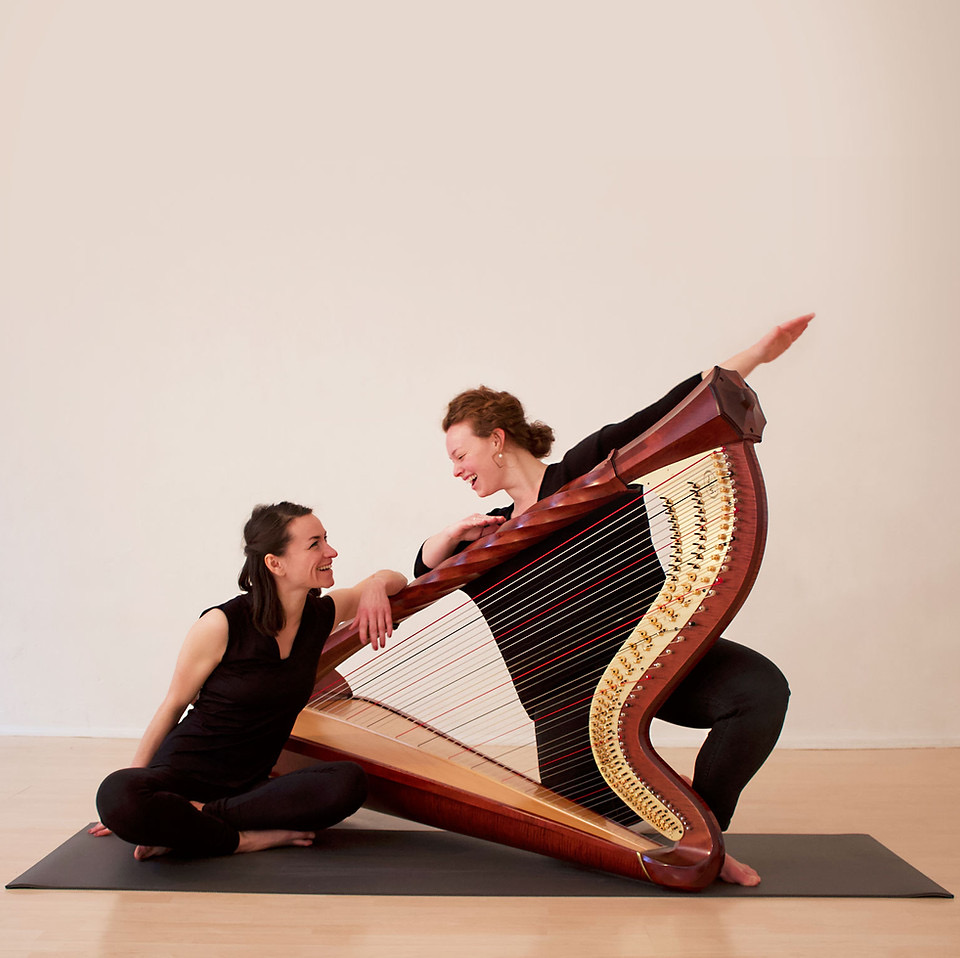 Harfe und Yoga